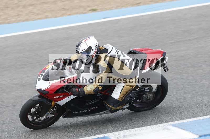 Archiv-2025/02 28.-31.01.2025 Moto Center Thun Jerez/gruen-green/888
